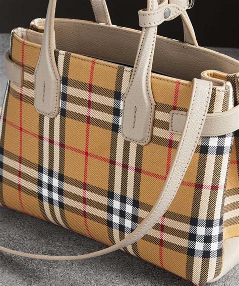 borse burberry in offerta|Burberry Limited.